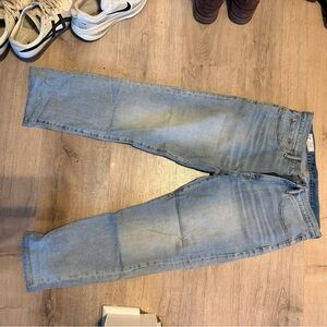 GAP Men's Classic Light Blue Straight Jeans